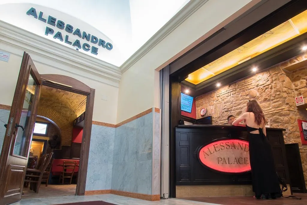 Alessandro Palace & Bar Rom Hostel